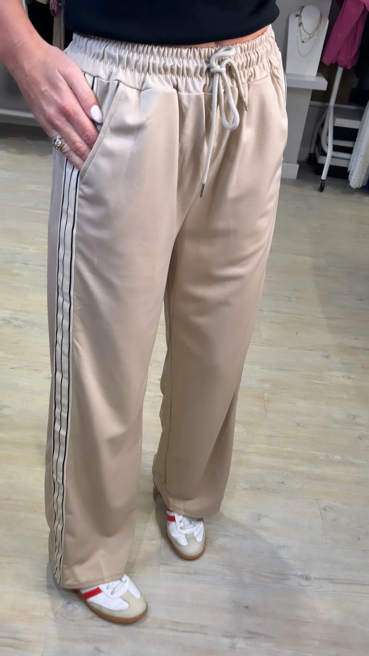 Betsy wide leg track pant