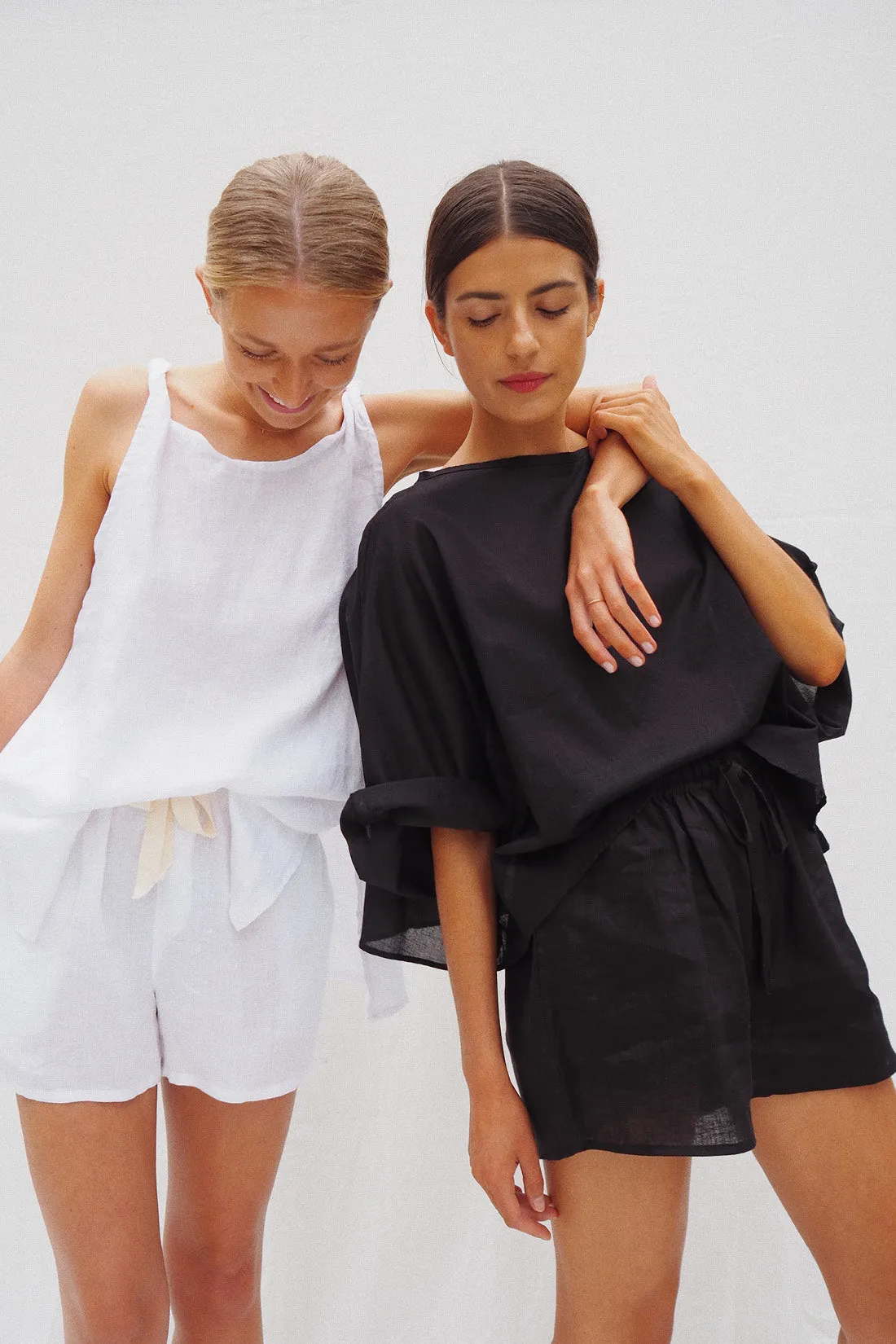 Cooper Linen Short Black
