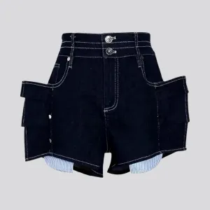 Exposed-pockets jean shorts