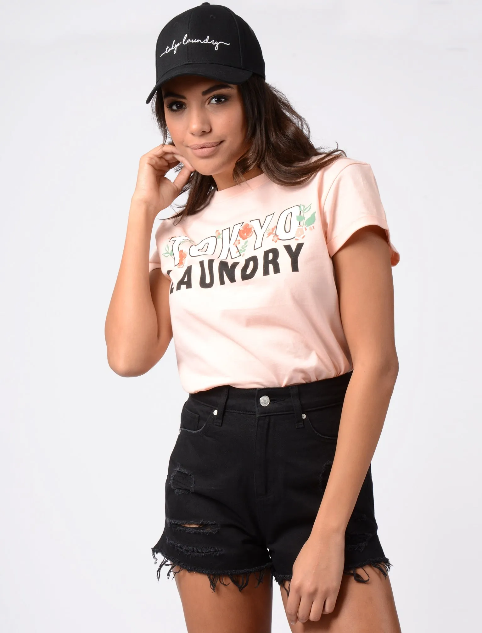 Katie Oversized Floral Cotton Crew Neck T-Shirt In Impatiens Pink - Tokyo Laundry