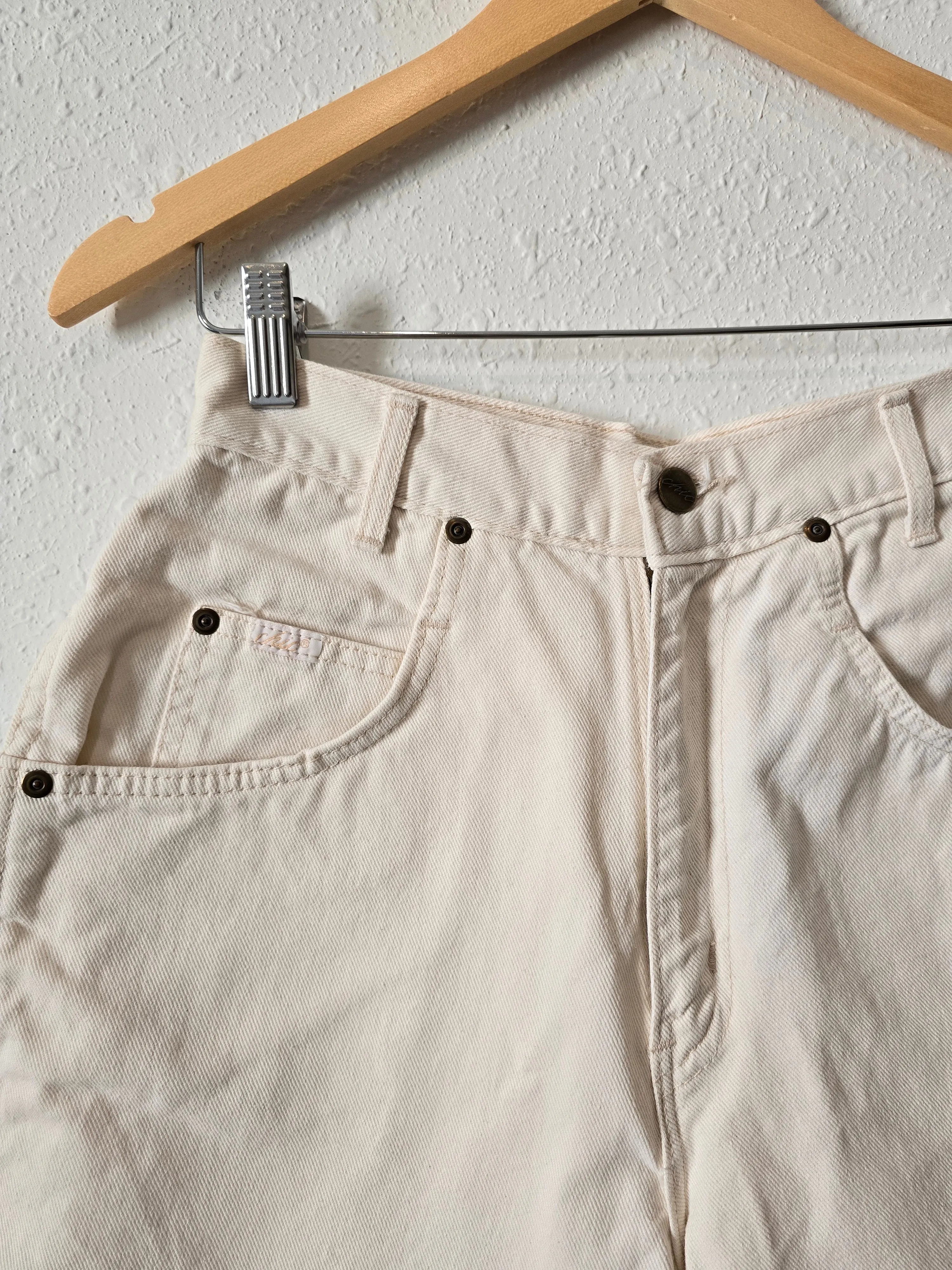 Vintage Cream Relaxed Shorts (25)